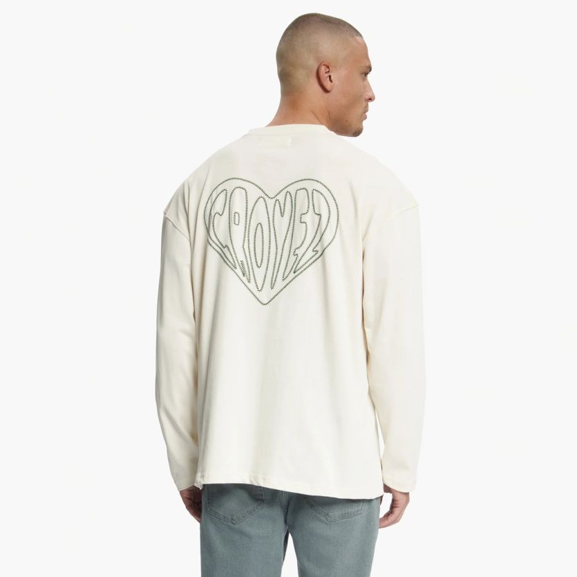 Croyez Stitched Heart Longsleeve T-shirt Beige