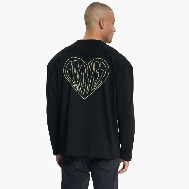 Croyez Stitched Heart Longsleeve T-shirt Zwart
