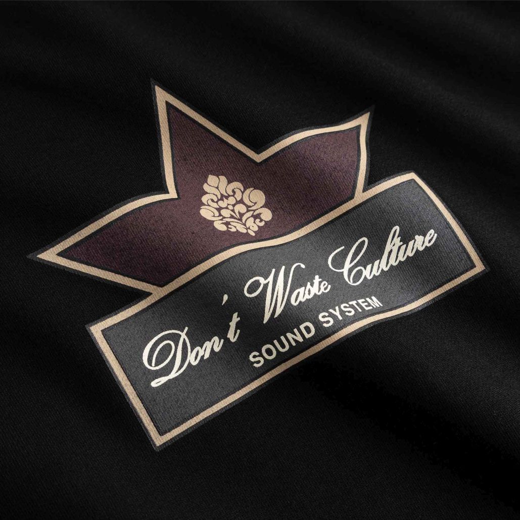 Don’t Waste Culture Niloa T-shirt Zwart