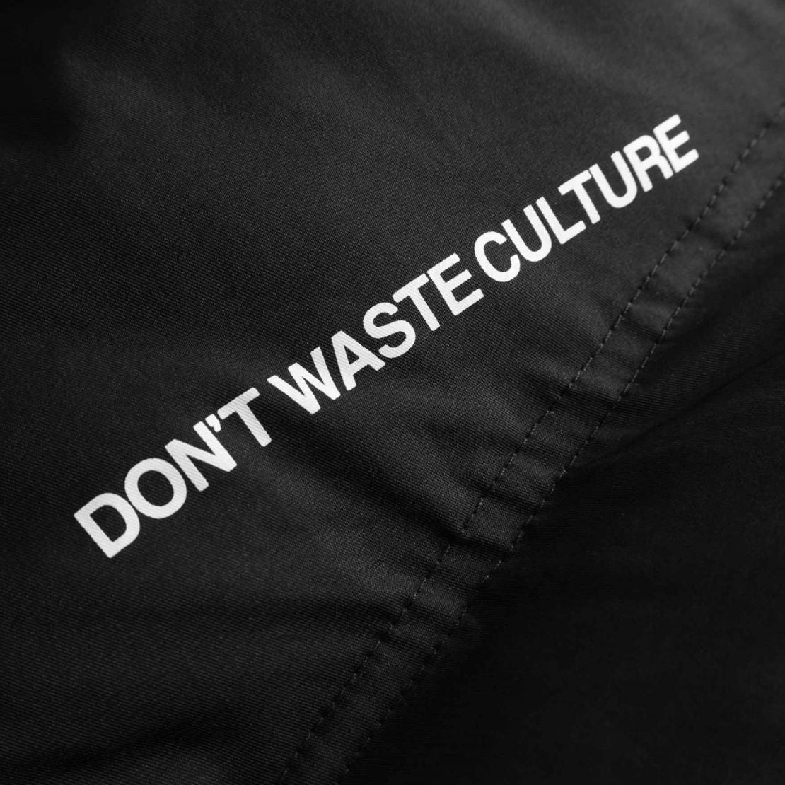 Don’t Waste Culture Sora Puffer Zwart