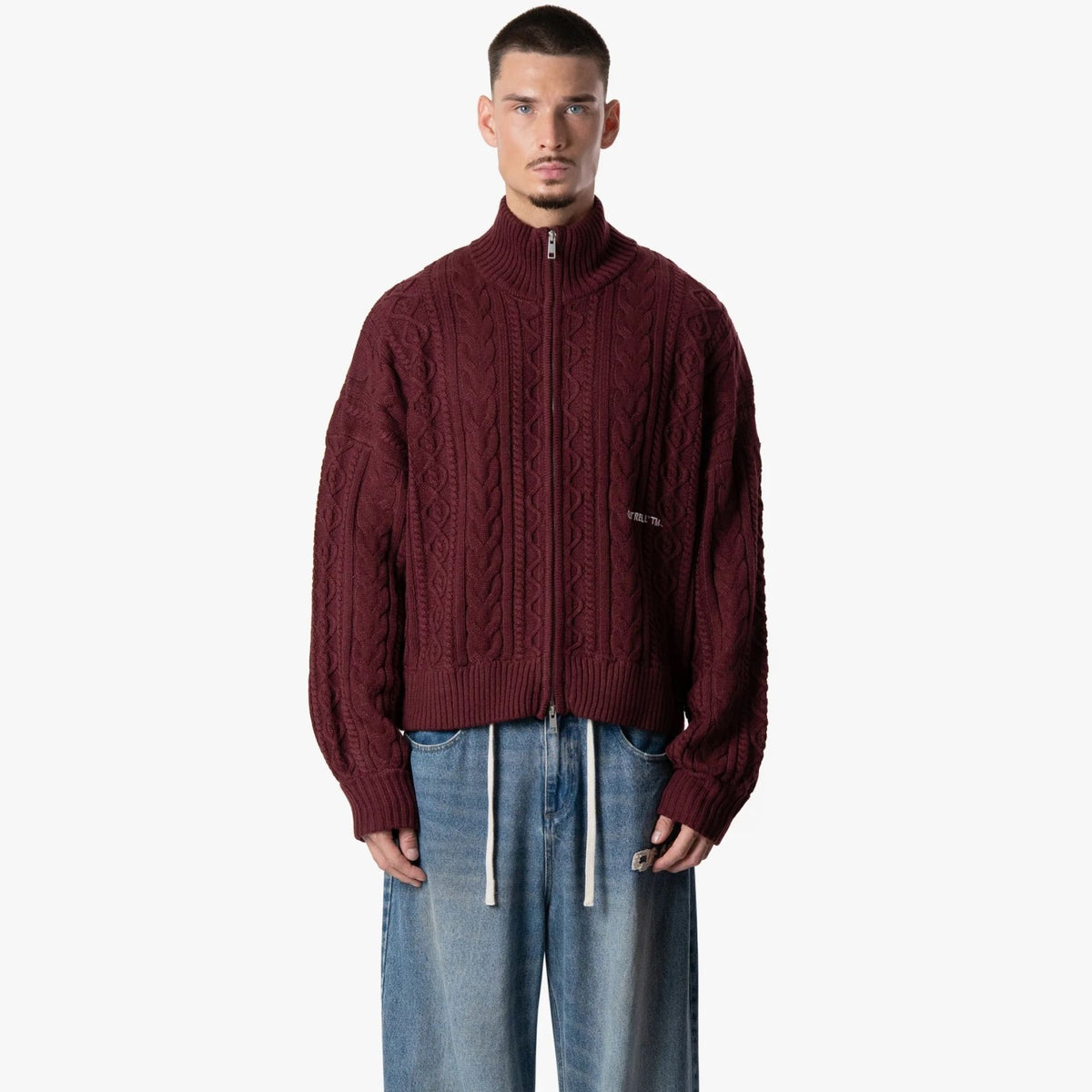 Quotrell Ease Cable Knitted Vest Bordeaux