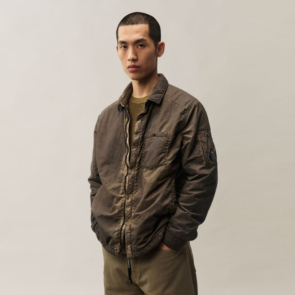 CP Company Flatt Nylon Lens Re-Colour Overshirt Bruin