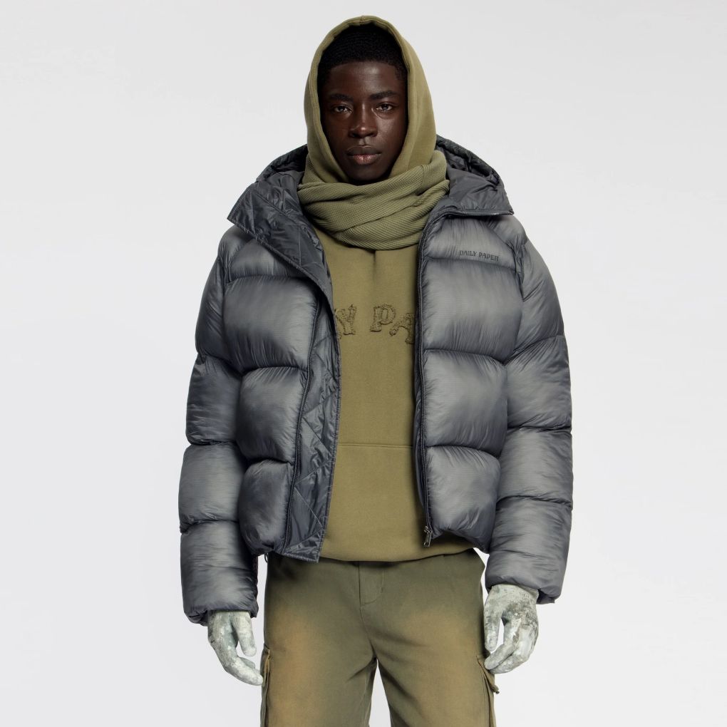 Daily Paper Raglan Sleeve Dias Puffer Zwart
