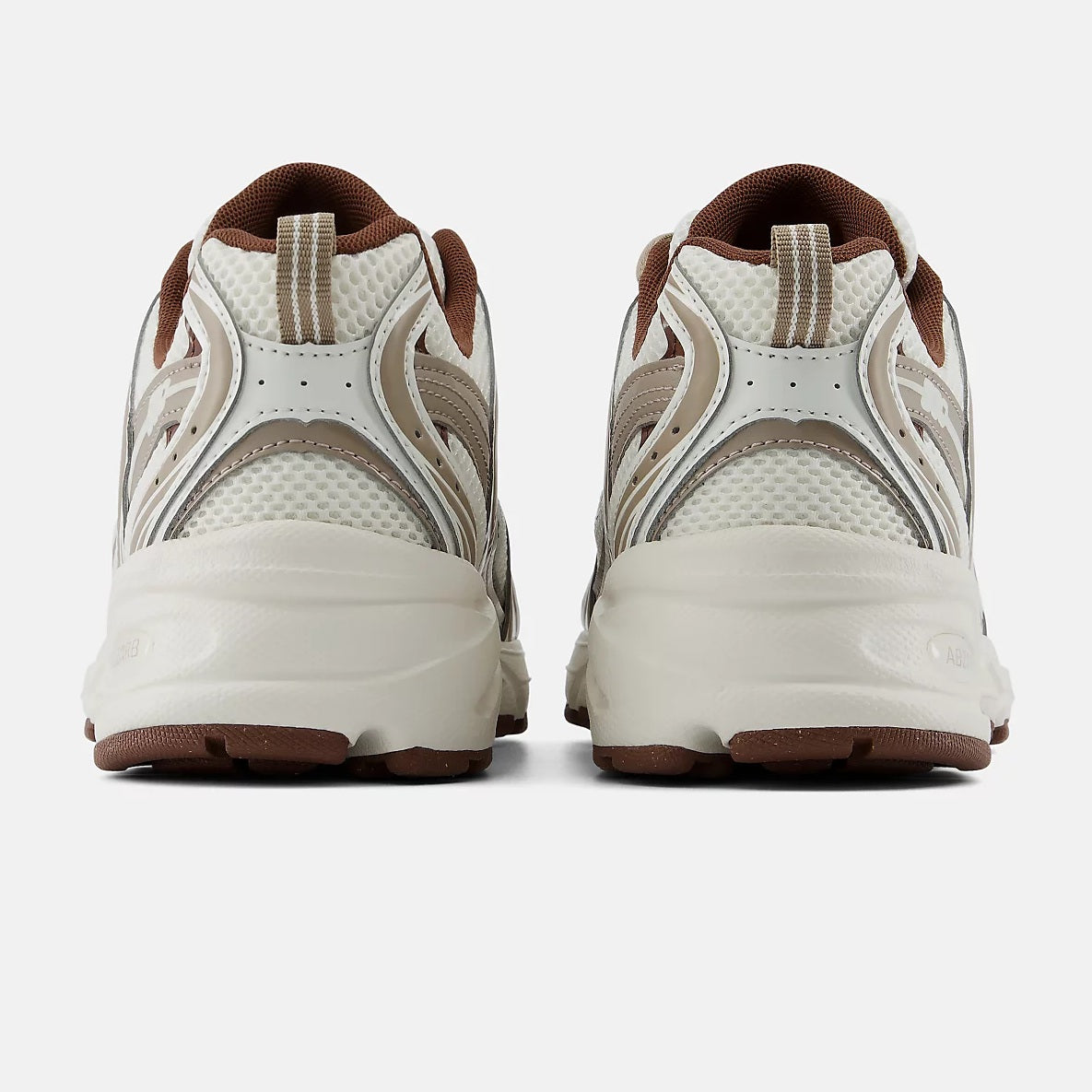 New Balance 530 Sneaker Off White/Bruin