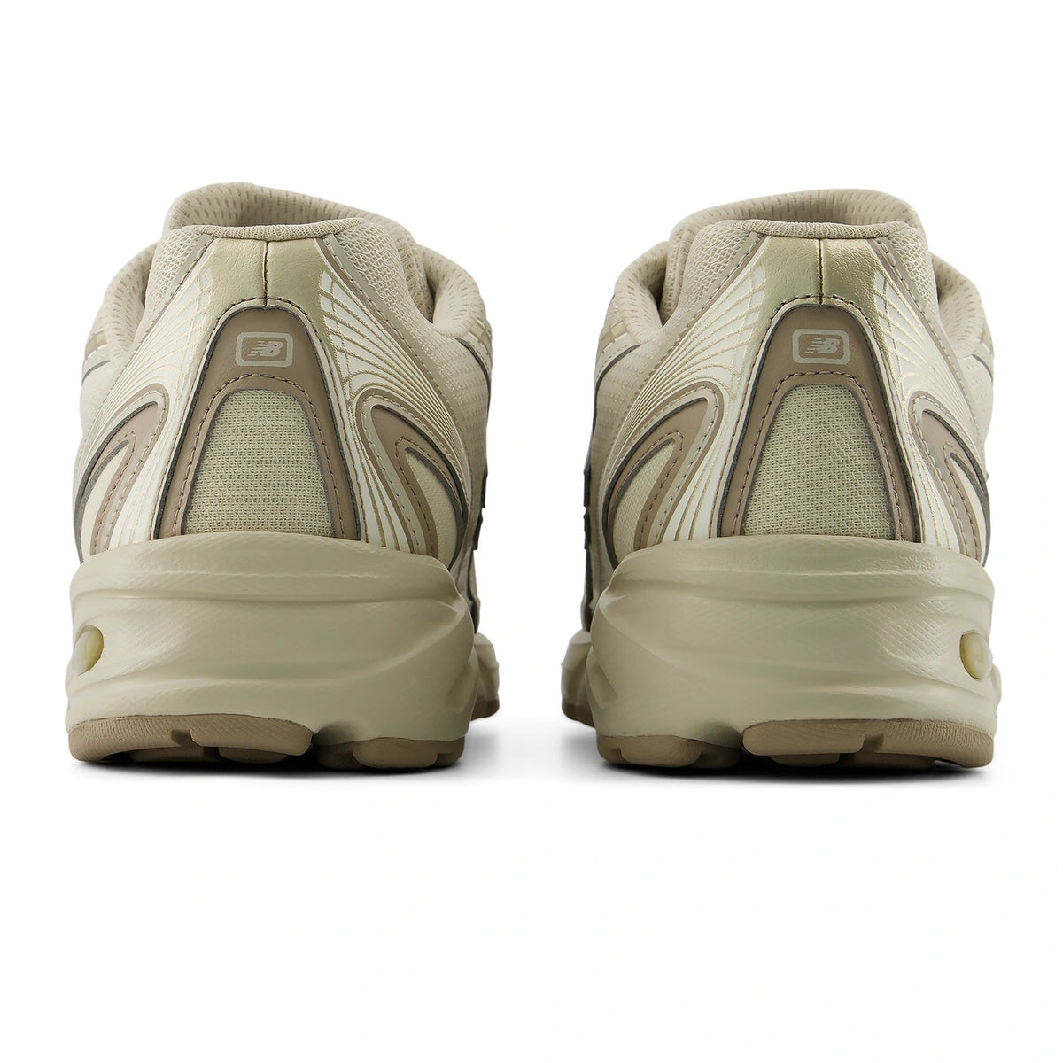 New Balance 740 Sneaker Beige