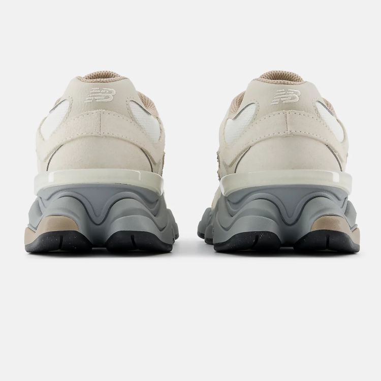 New Balance 9060 Sneaker Beige/Grijs