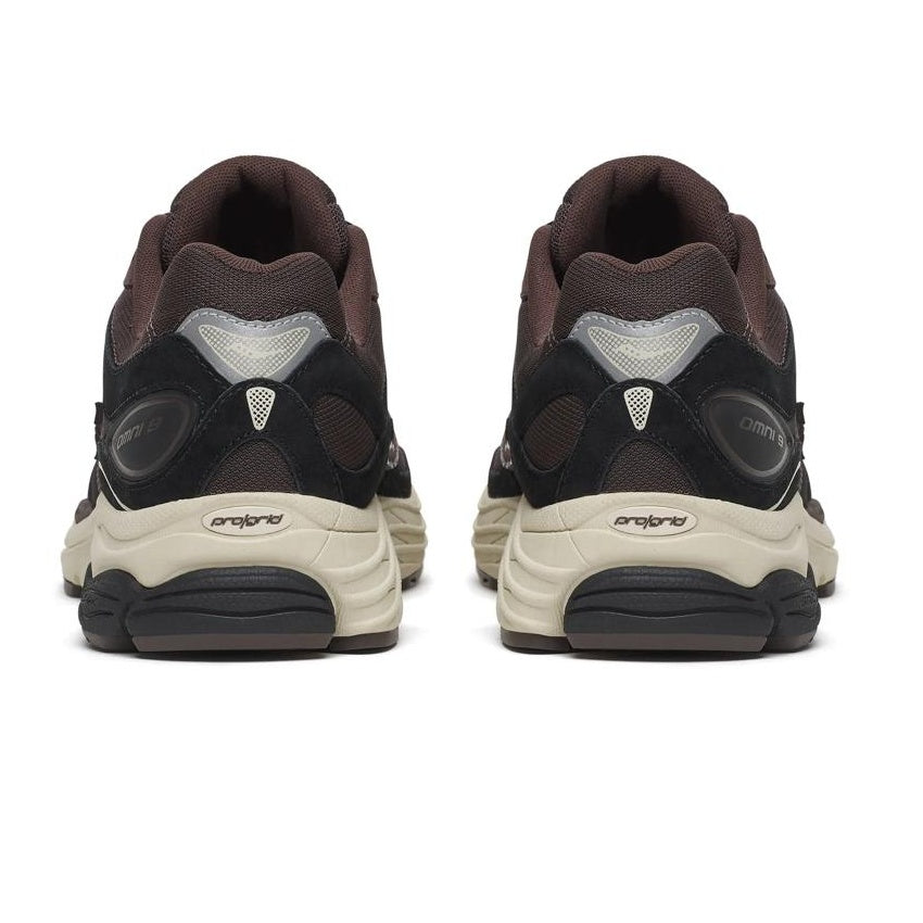 Saucony Progrid Omni 9 Suede Sneaker Bruin