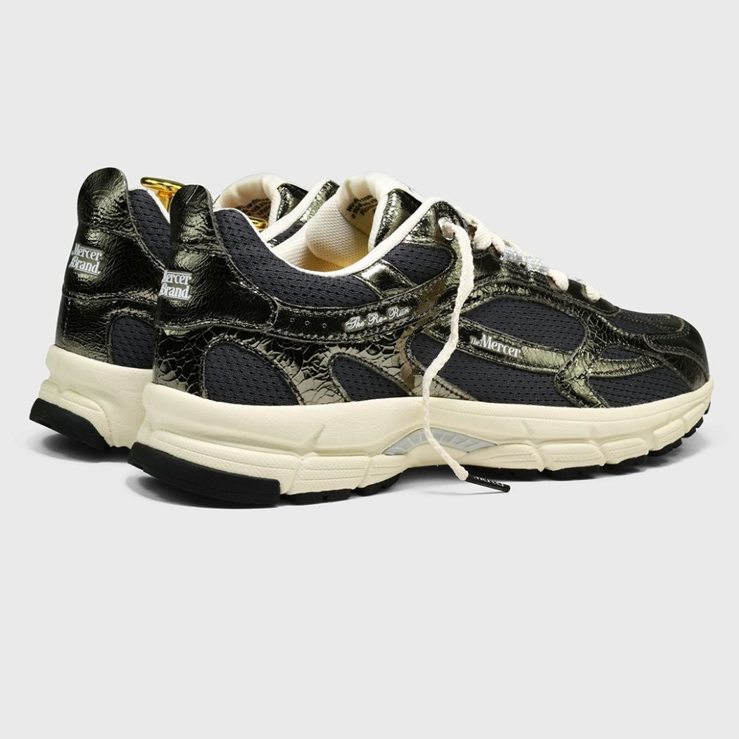 The Mercer Brand The Re-Run Cracked Sneaker Donker Groen