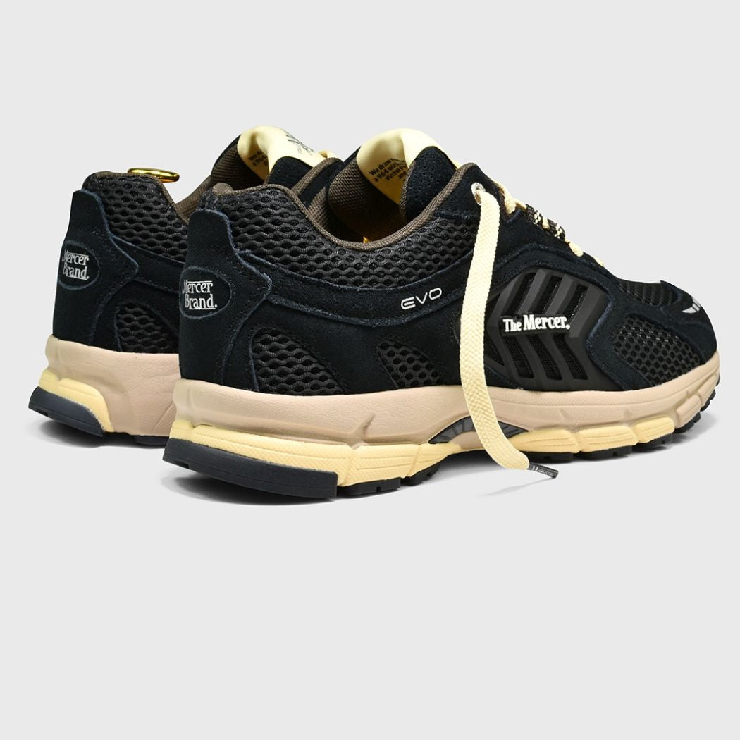The Mercer Brand The Re-Run EVO Nubuck Sneaker Antraciet