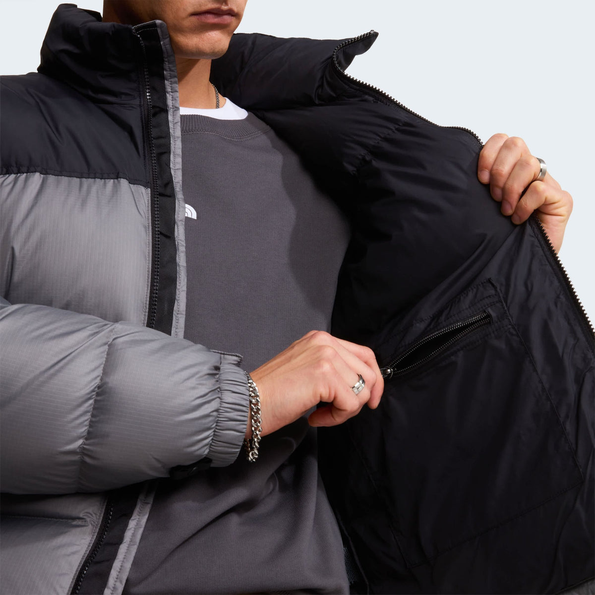 The North Face 1996 Retro Nuptse Jas Grijs