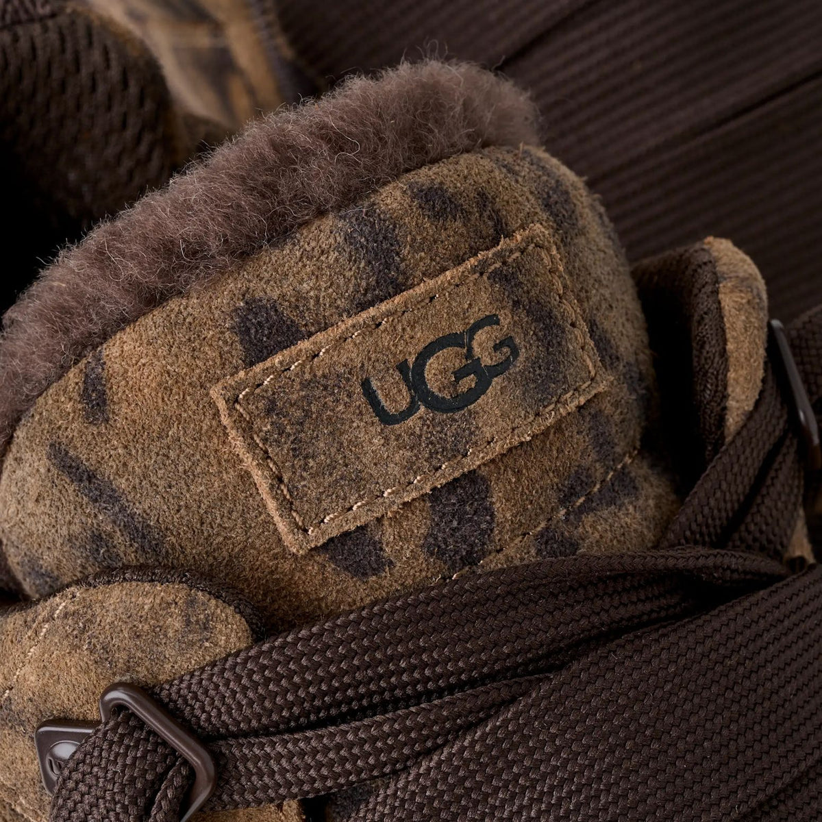 UGG Lowmel Spotted Sneaker Bruin
