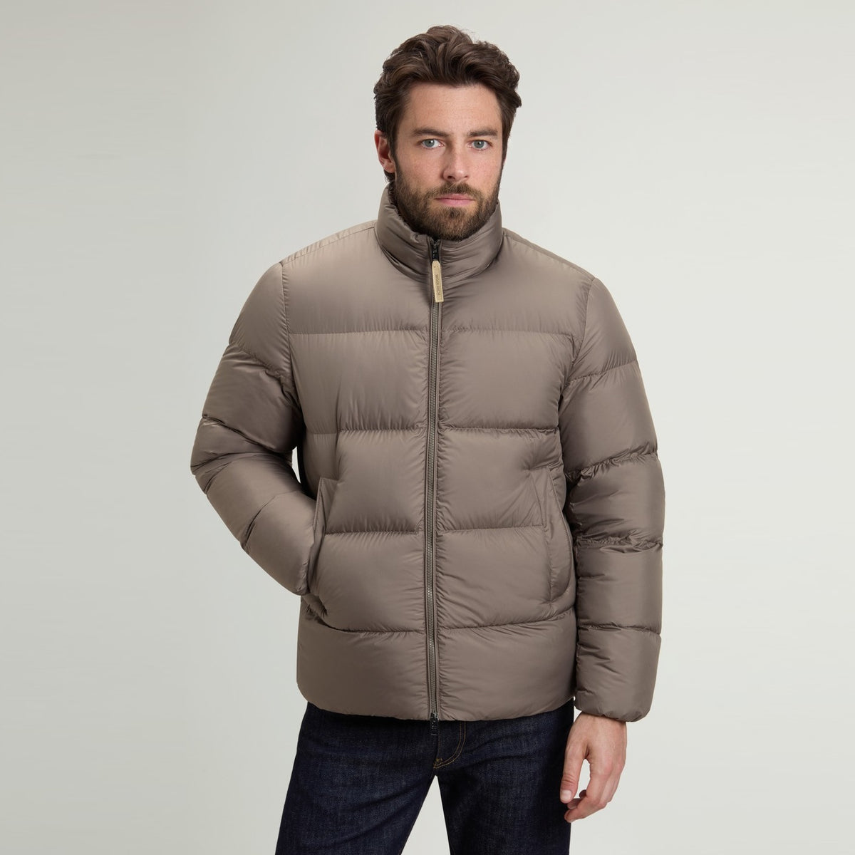 Woolrich Cloud Eagle Puffer Bruin