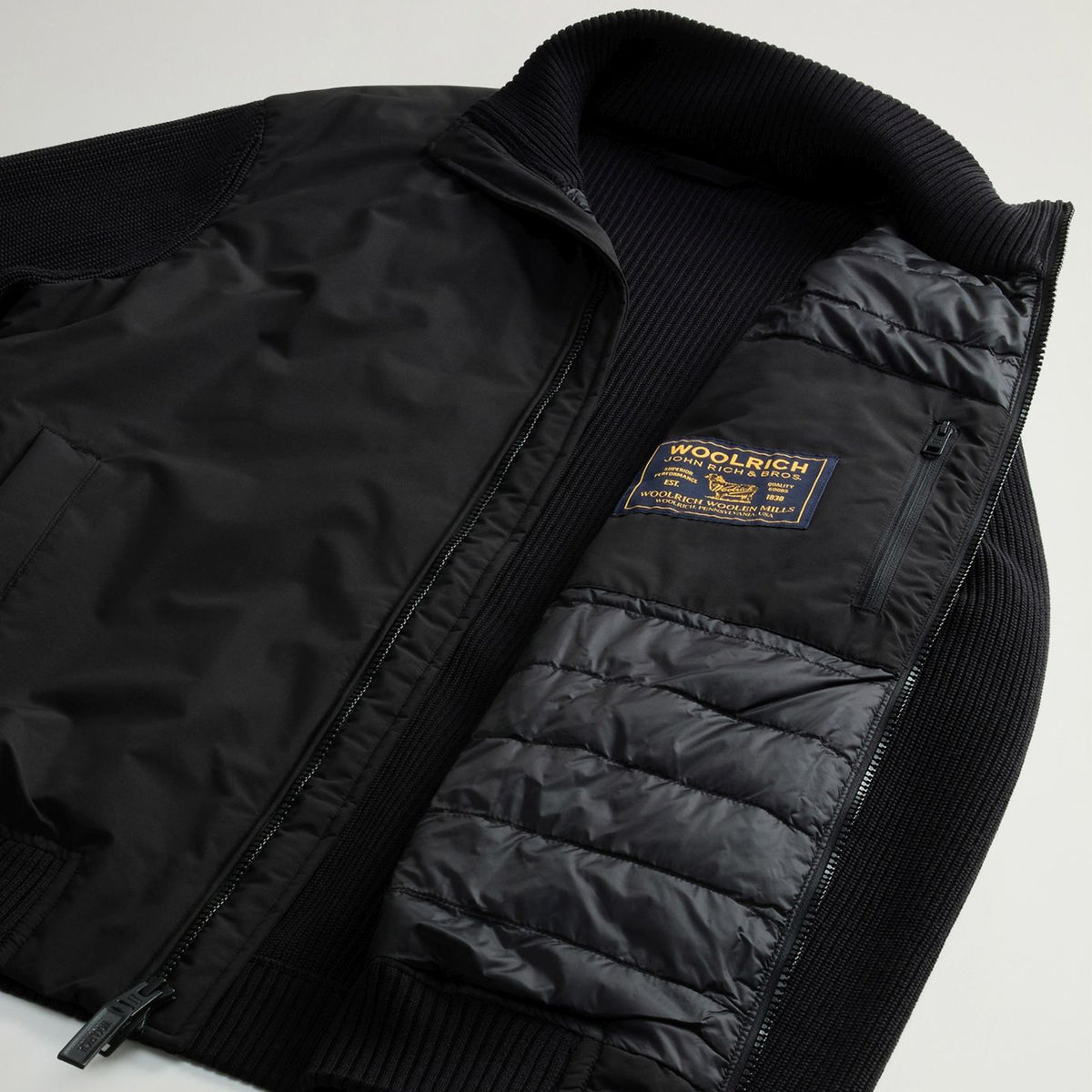 Woolrich Cloud Hybrid Jas Zwart