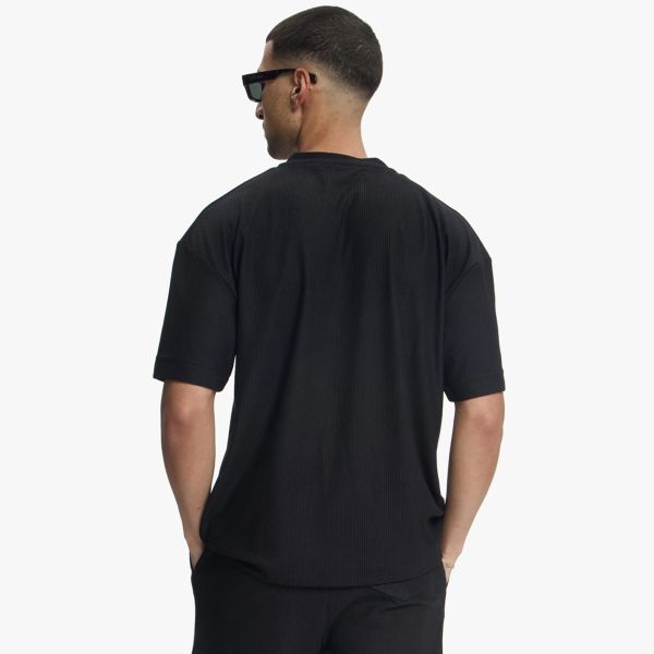 Croyez Plisse T-shirt Zwart